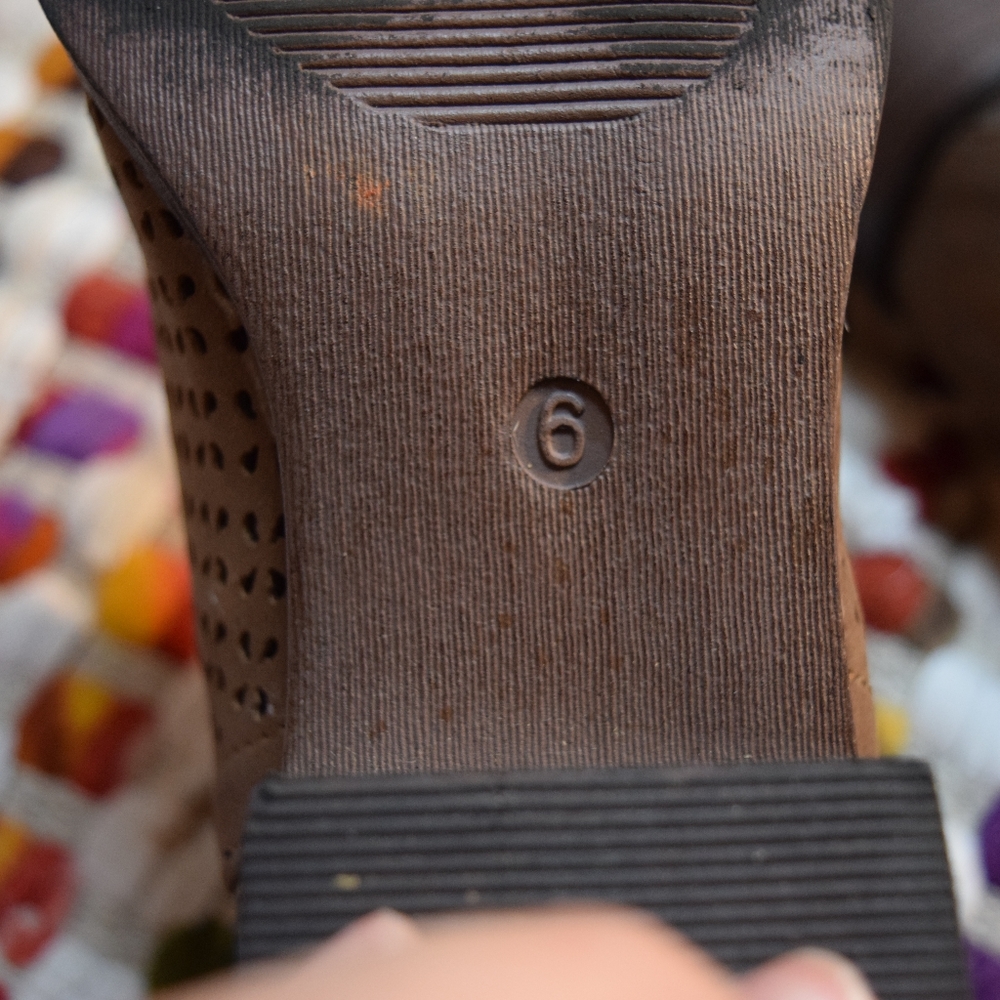 Booties - Picture 4 of 4